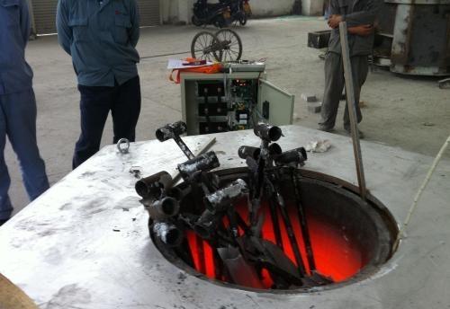 周口不锈钢中频节能熔炼炉(生产厂)_铸造设备/工业炉窑/热处理设备